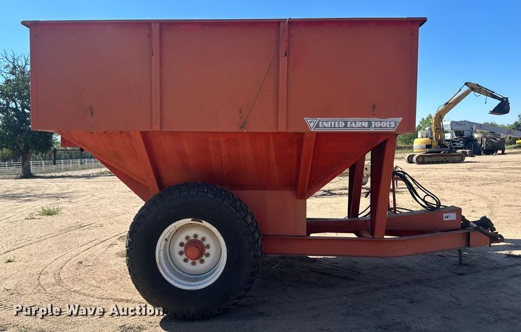 image for item OC9501 United Farm Tools  grain cart
