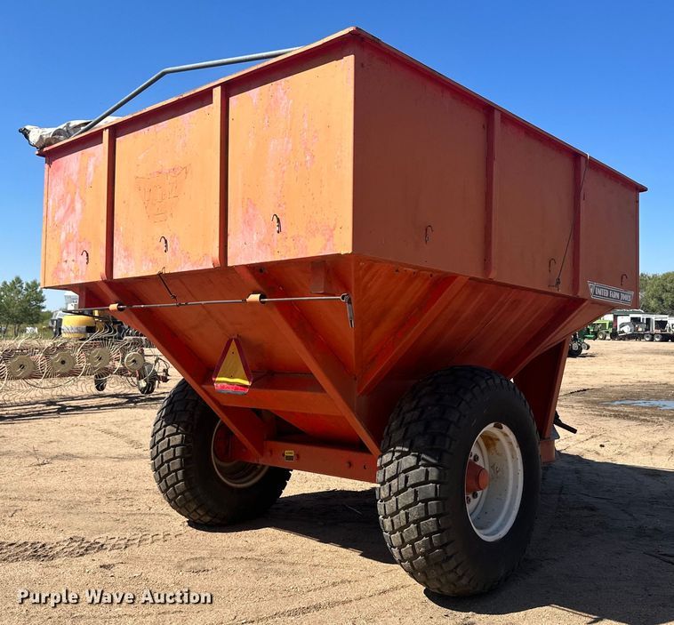 image for item OC9501 United Farm Tools  grain cart