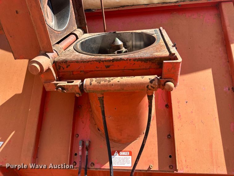 image for item OC9501 United Farm Tools  grain cart