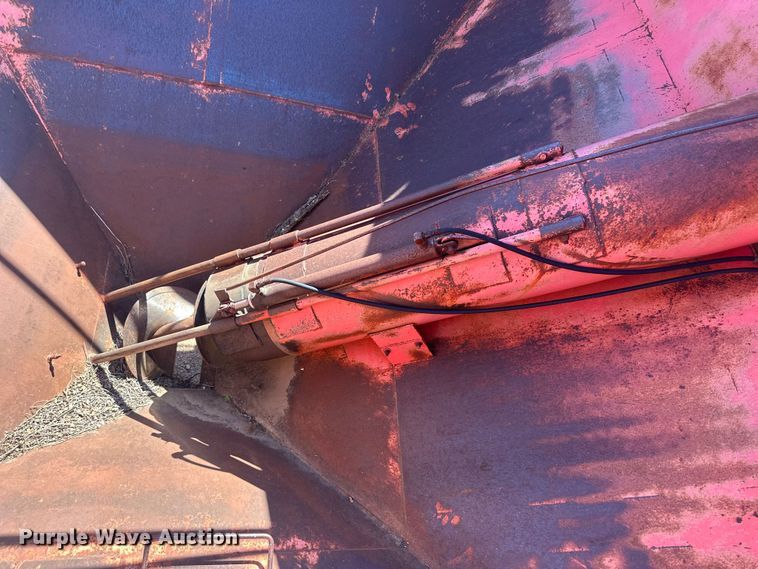 image for item OC9501 United Farm Tools  grain cart