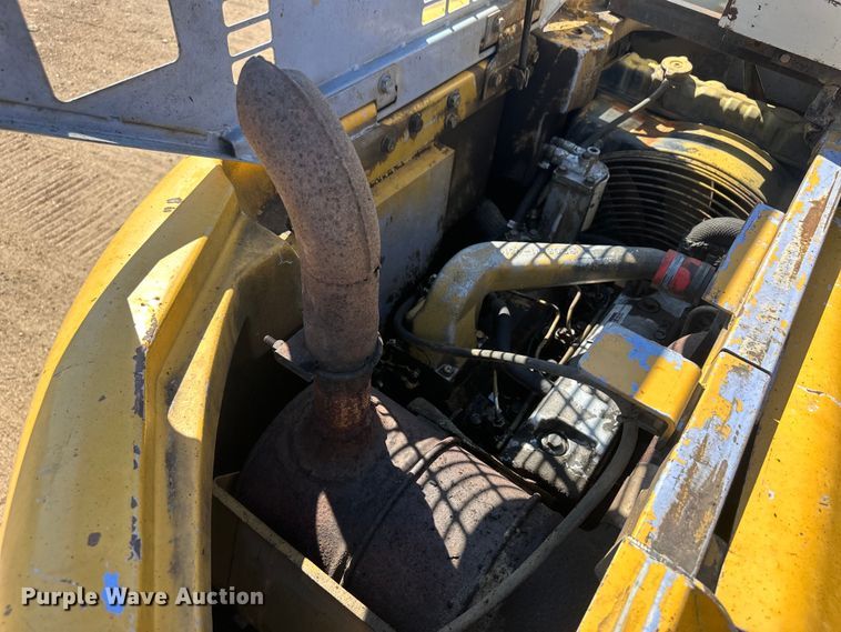 image for item OC9502 Komatsu PC128UU  excavator