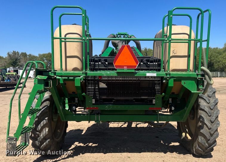 image for item OC9503 2010 Great Plains YP-1225-TR  split row no-till planter