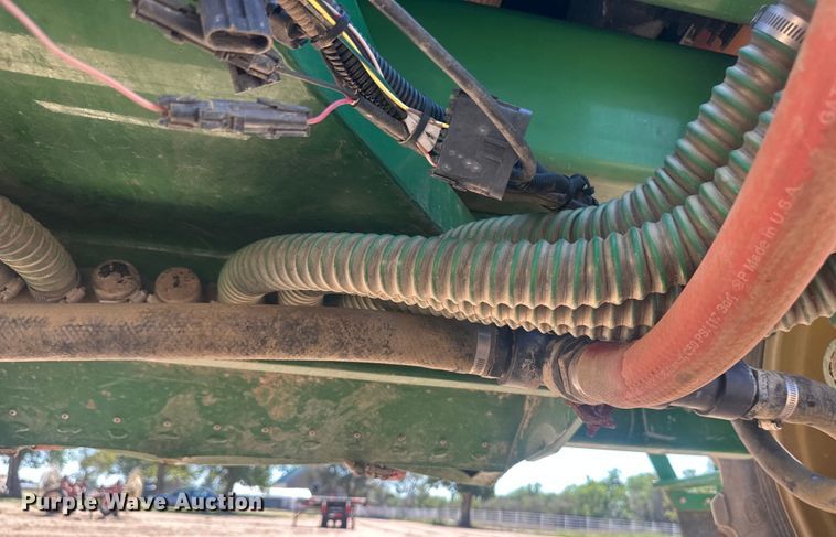 image for item OC9503 2010 Great Plains YP-1225-TR  split row no-till planter