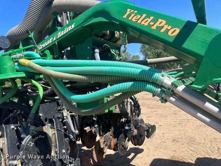image for item OC9503 2010 Great Plains YP-1225-TR  split row no-till planter