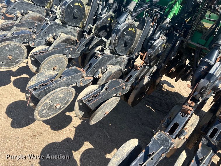 image for item OC9503 2010 Great Plains YP-1225-TR  split row no-till planter