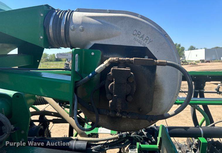 image for item OC9503 2010 Great Plains YP-1225-TR  split row no-till planter