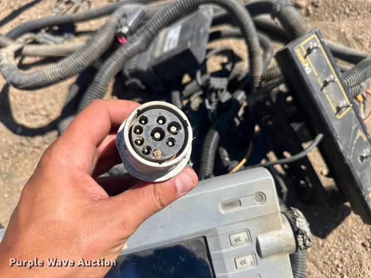 image for item OC9503 2010 Great Plains YP-1225-TR  split row no-till planter