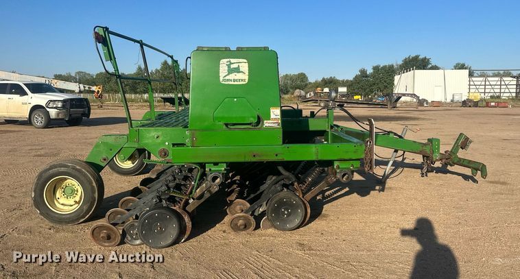 image for item OC9508 John Deere 750  grain drill