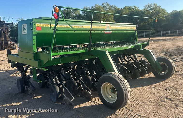 image for item OC9508 John Deere 750  grain drill