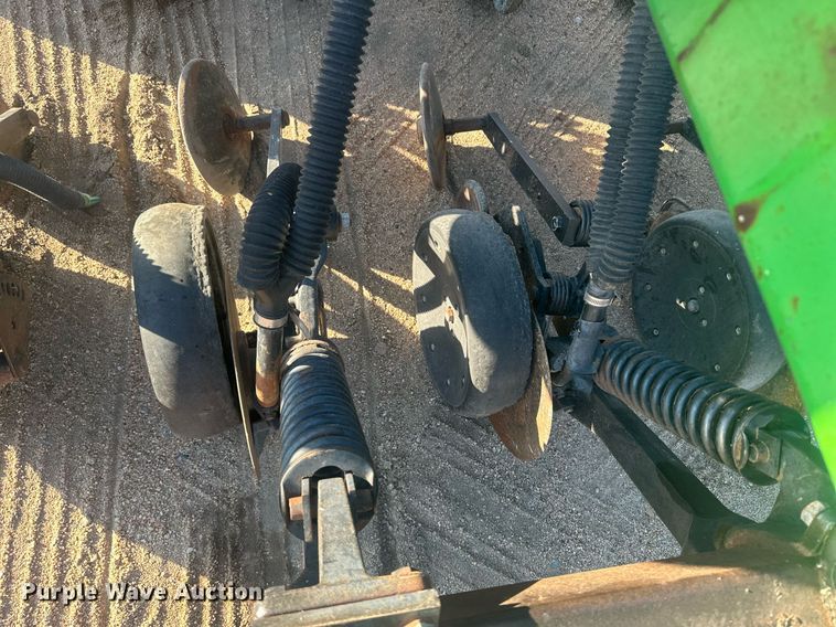 image for item OC9508 John Deere 750  grain drill