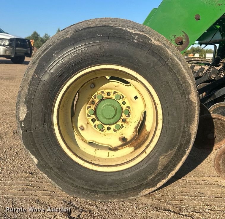 image for item OC9508 John Deere 750  grain drill
