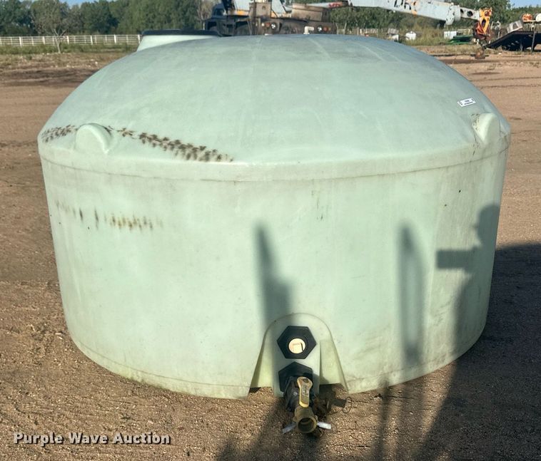 image for item OC9509 Poly tank