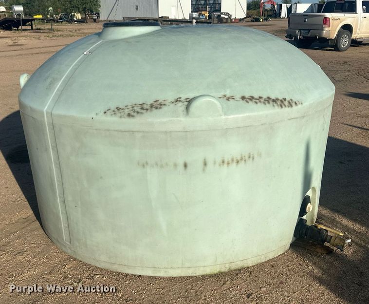 image for item OC9509 Poly tank