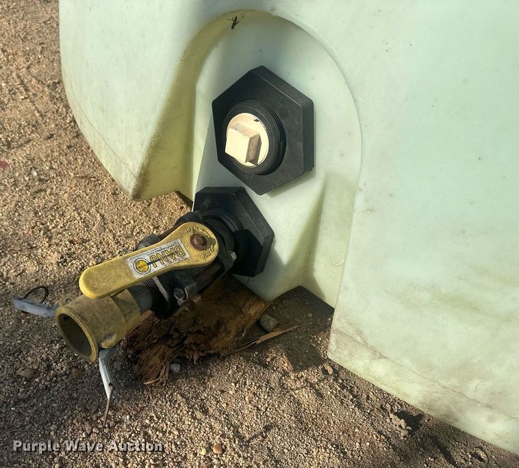 image for item OC9509 Poly tank