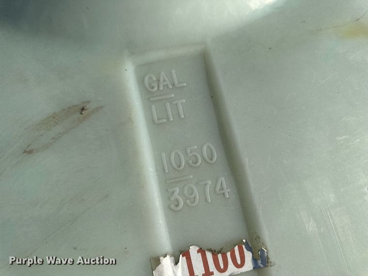 image for item OC9509 Poly tank