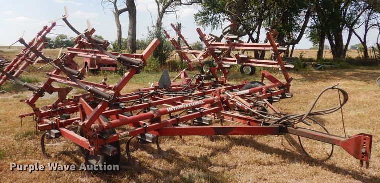image for item OF9391 International Harvester  field cultivator