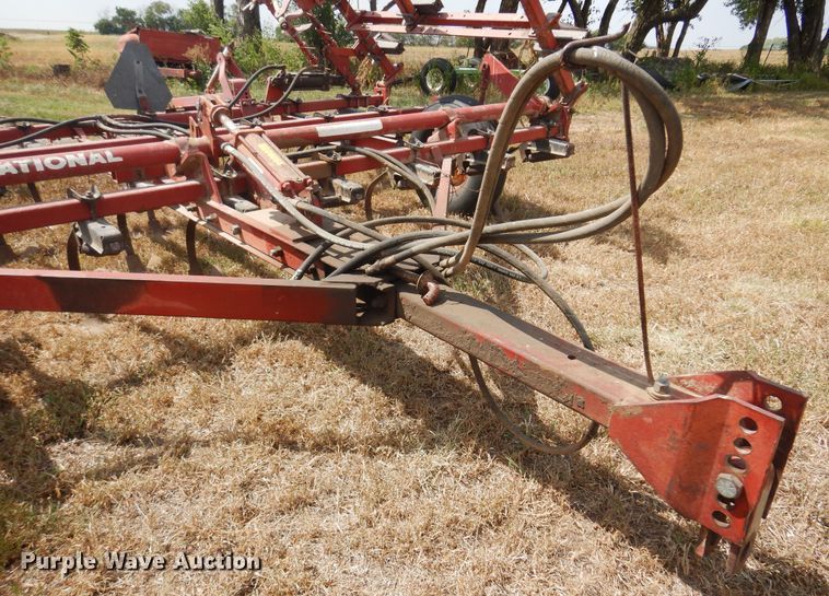 image for item OF9391 International Harvester  field cultivator