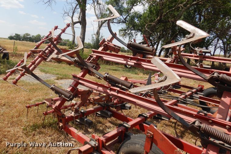image for item OF9391 International Harvester  field cultivator