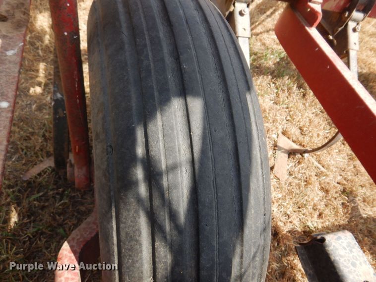 image for item OF9391 International Harvester  field cultivator