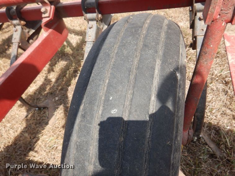 image for item OF9391 International Harvester  field cultivator
