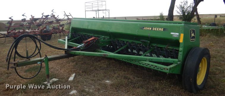 image for item OF9392 John Deere 452  grain drill