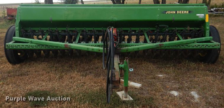 image for item OF9392 John Deere 452  grain drill