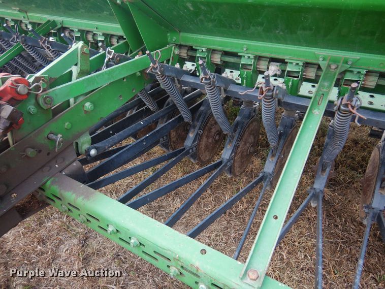 image for item OF9392 John Deere 452  grain drill