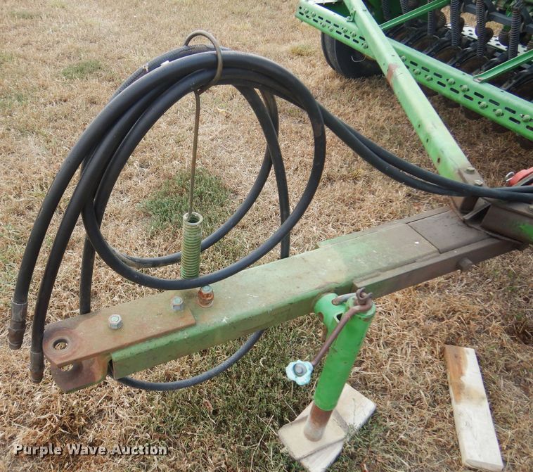 image for item OF9392 John Deere 452  grain drill