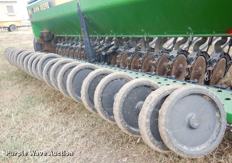 image for item OF9392 John Deere 452  grain drill