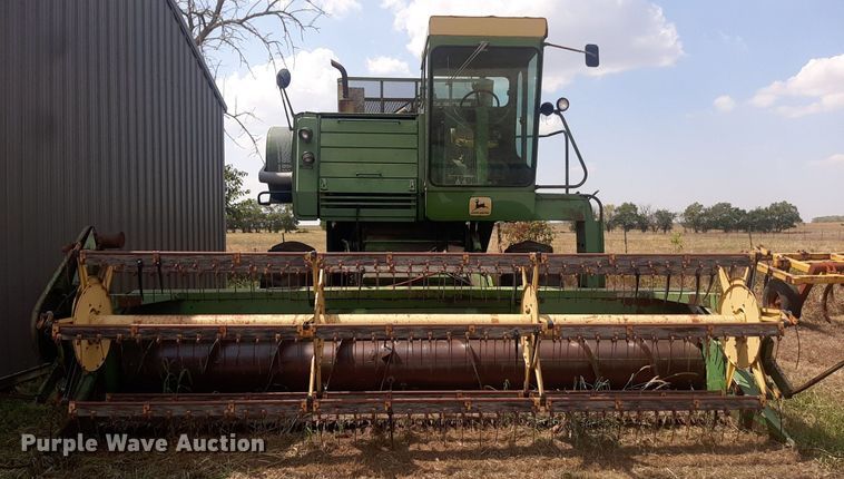 image for item OF9398 John Deere 4400  combine