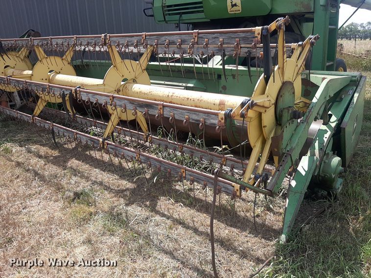 image for item OF9398 John Deere 4400  combine