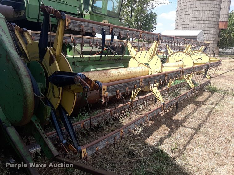 image for item OF9398 John Deere 4400  combine