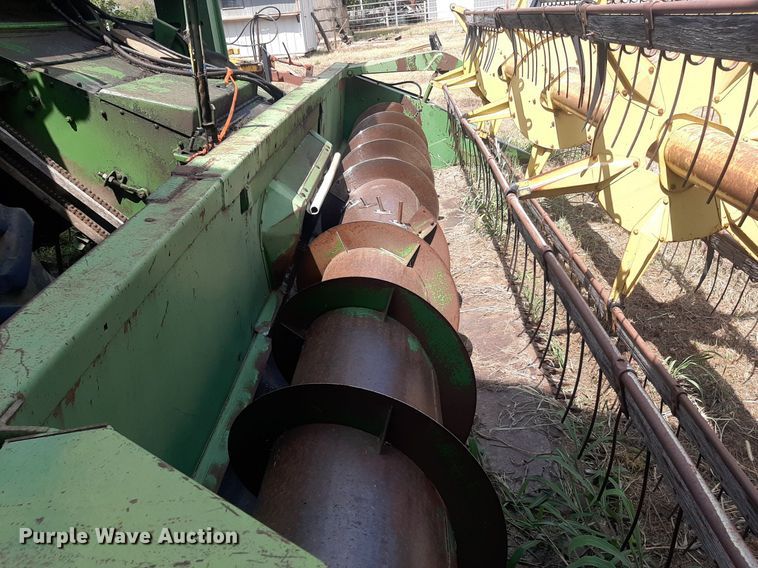 image for item OF9398 John Deere 4400  combine