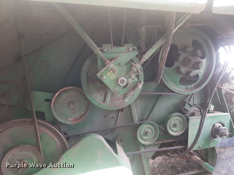 image for item OF9398 John Deere 4400  combine