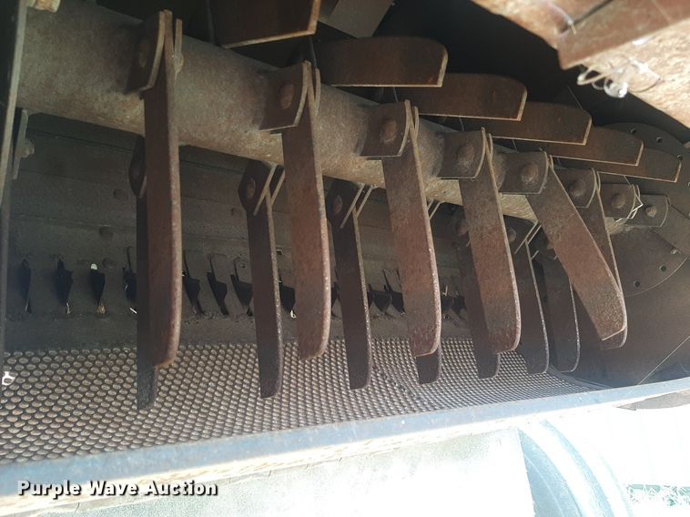 image for item OF9398 John Deere 4400  combine