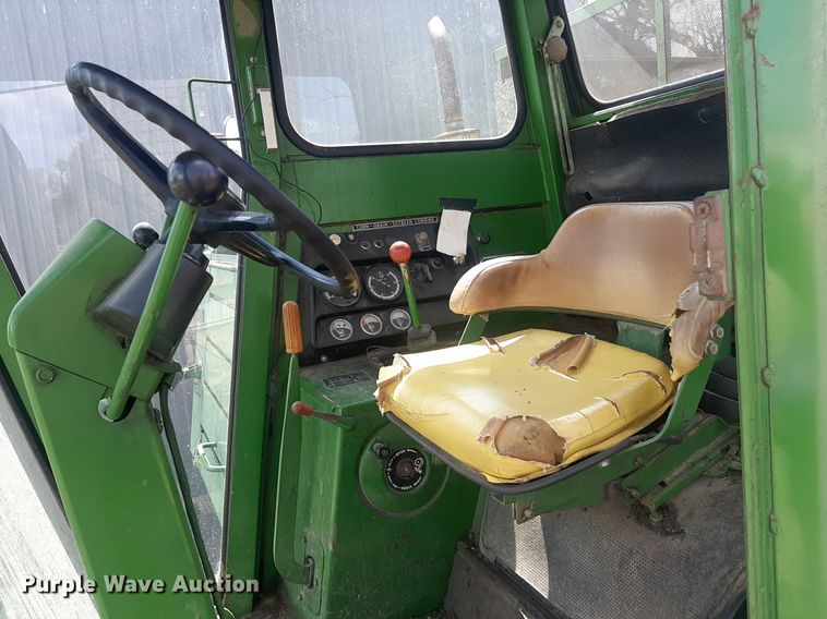 image for item OF9398 John Deere 4400  combine