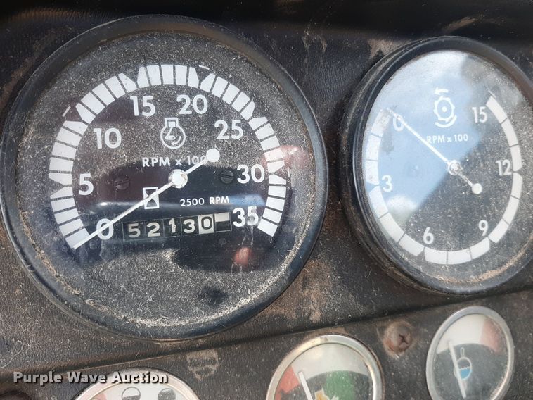 image for item OF9398 John Deere 4400  combine