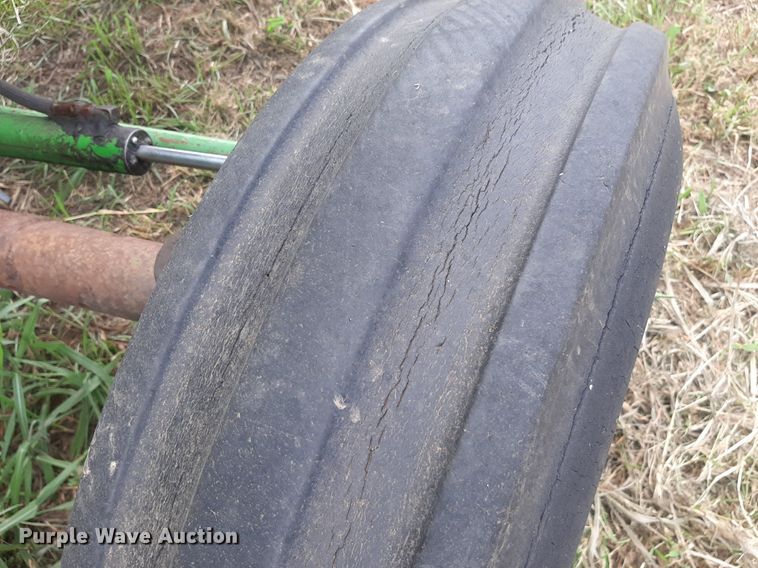 image for item OF9398 John Deere 4400  combine