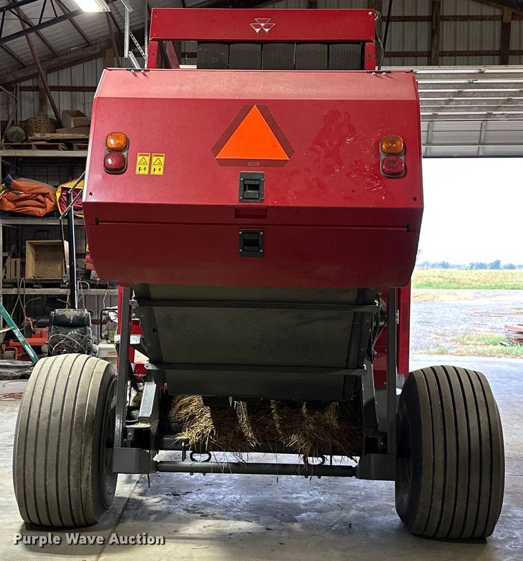 image for item OG9229 Massey Ferguson 2946A  round baler