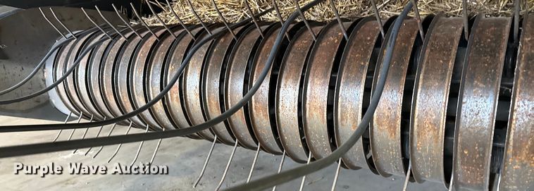 image for item OG9229 Massey Ferguson 2946A  round baler