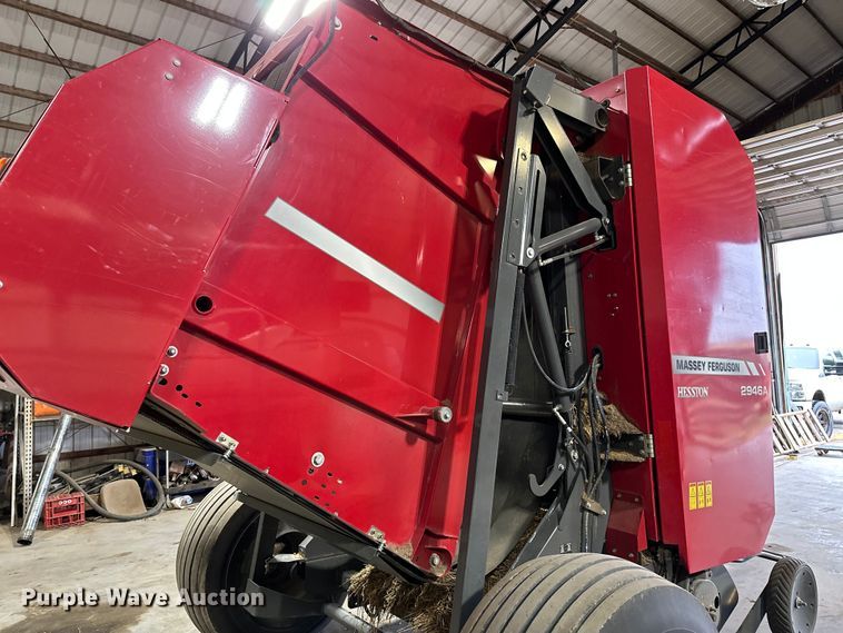 image for item OG9229 Massey Ferguson 2946A  round baler