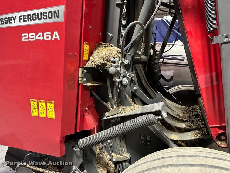 image for item OG9229 Massey Ferguson 2946A  round baler