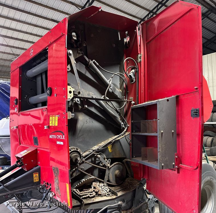 image for item OG9229 Massey Ferguson 2946A  round baler