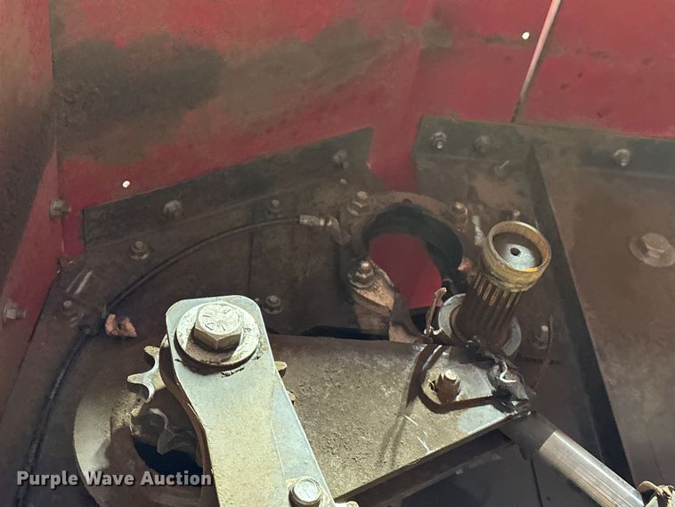 image for item OG9229 Massey Ferguson 2946A  round baler