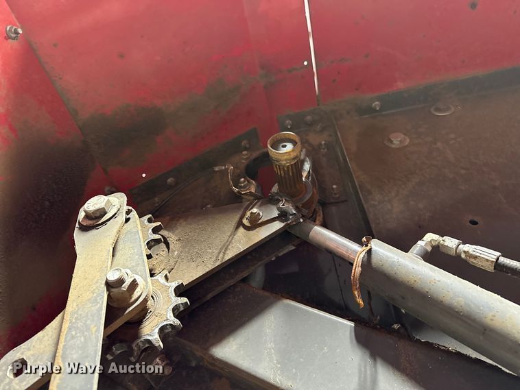 image for item OG9229 Massey Ferguson 2946A  round baler