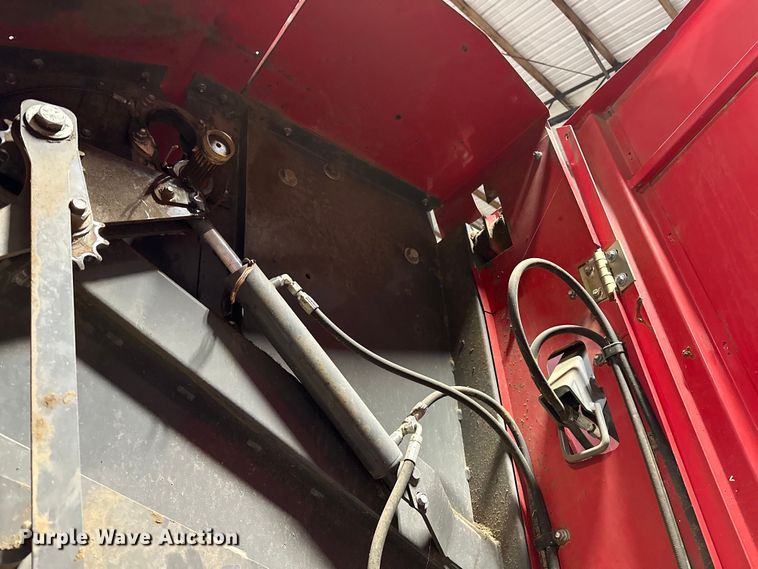 image for item OG9229 Massey Ferguson 2946A  round baler