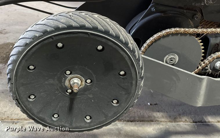 image for item OG9229 Massey Ferguson 2946A  round baler