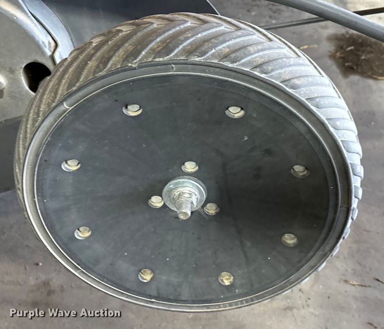 image for item OG9229 Massey Ferguson 2946A  round baler