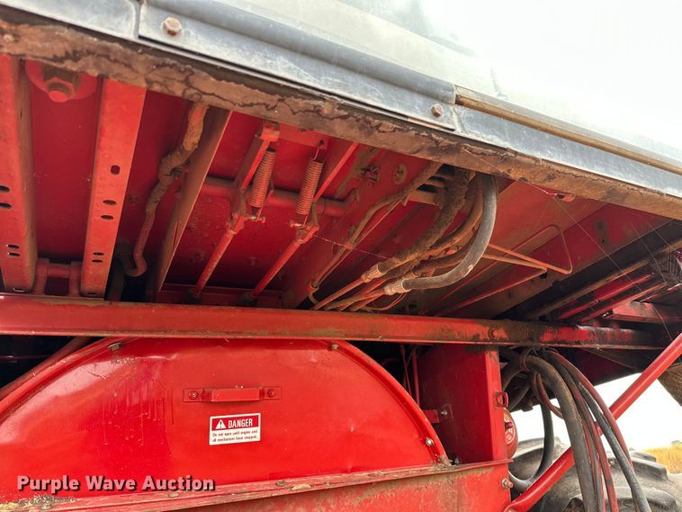 image for item OG9230 1987 Case 1680  combine