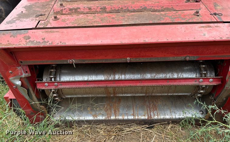 image for item OG9230 1987 Case 1680  combine